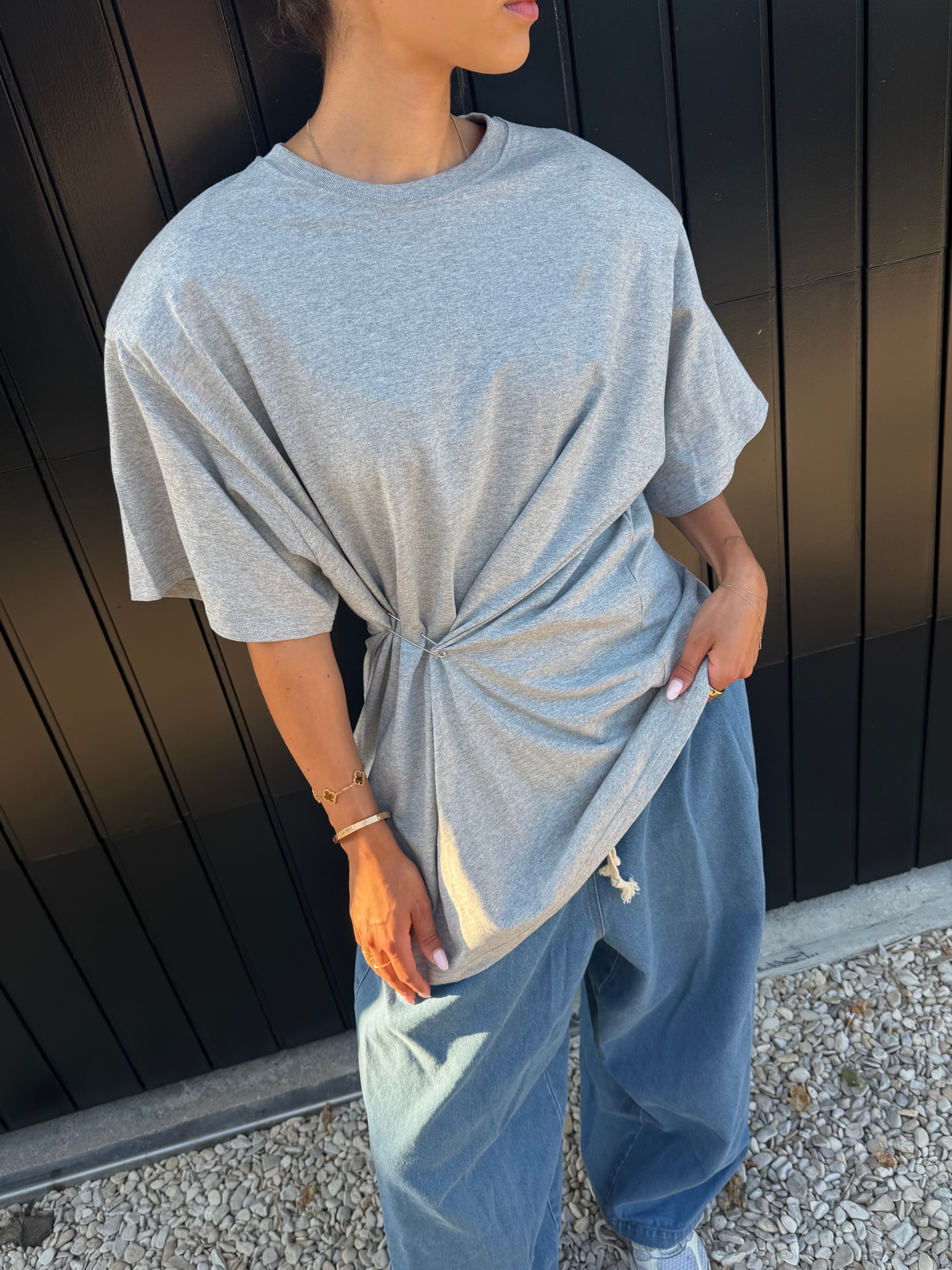 Mila Tee
