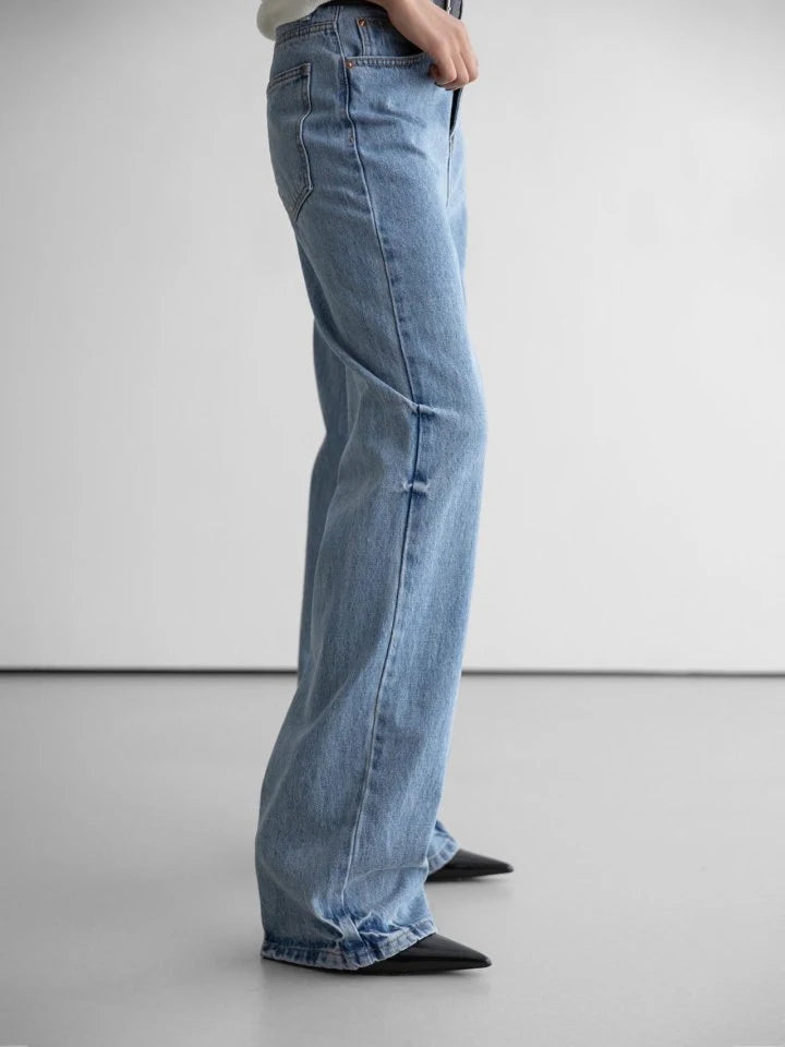 The straight jeans