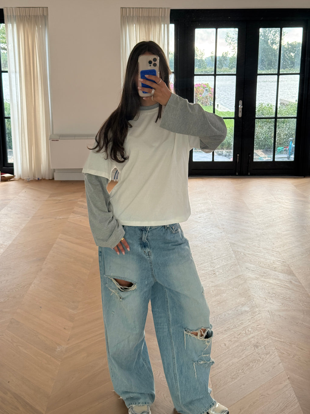 Serina tee