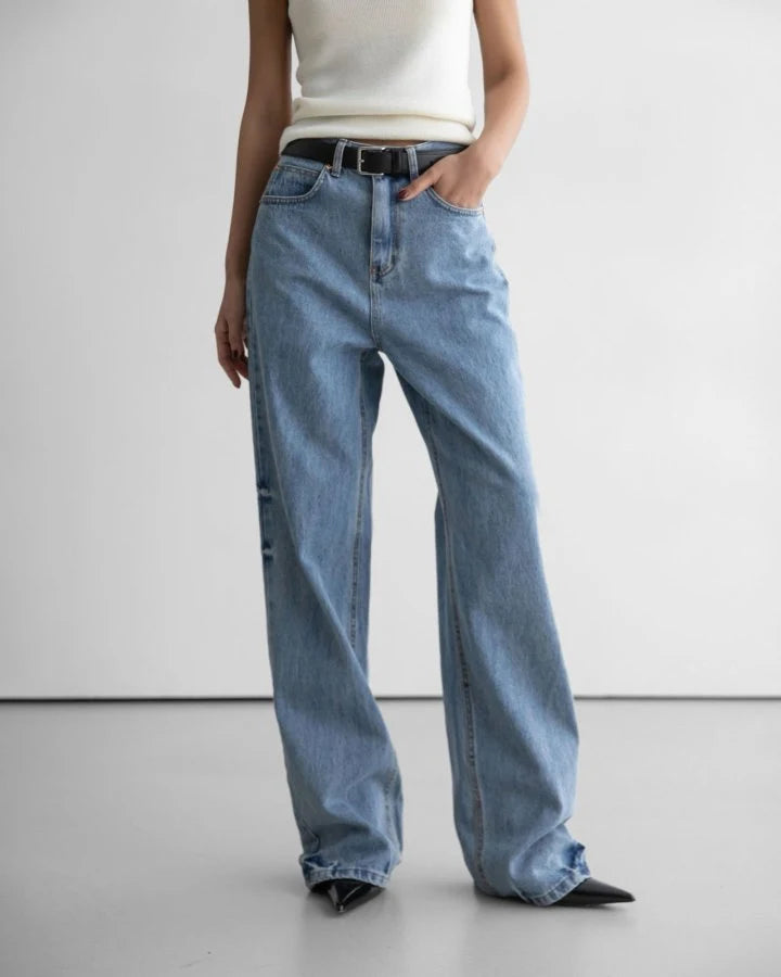 The straight jeans