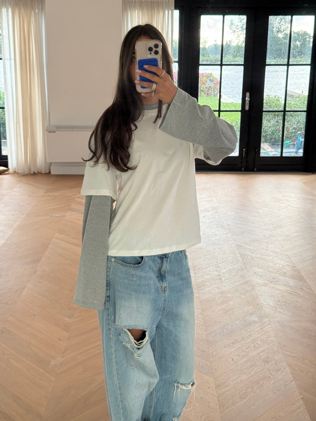 Serina tee