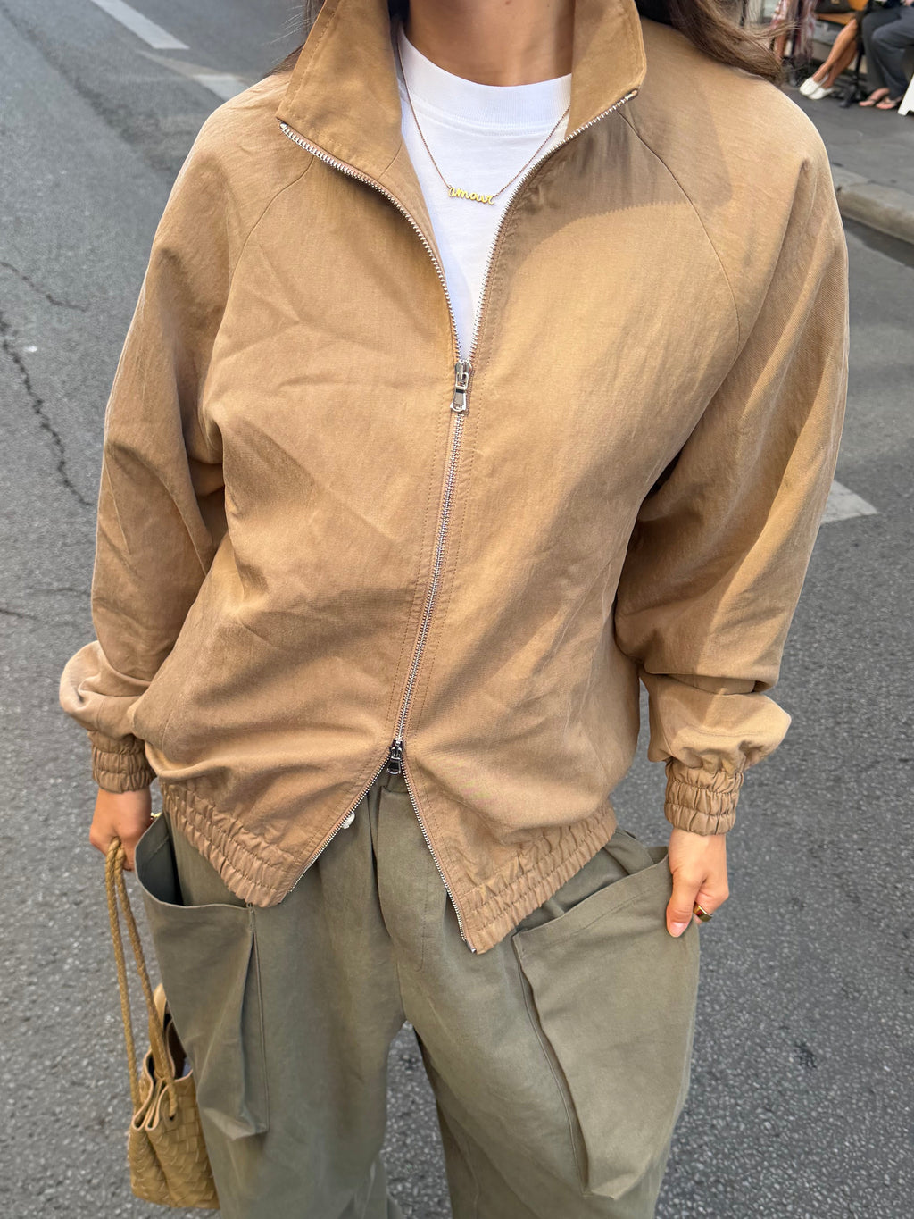 Olivia zip-up